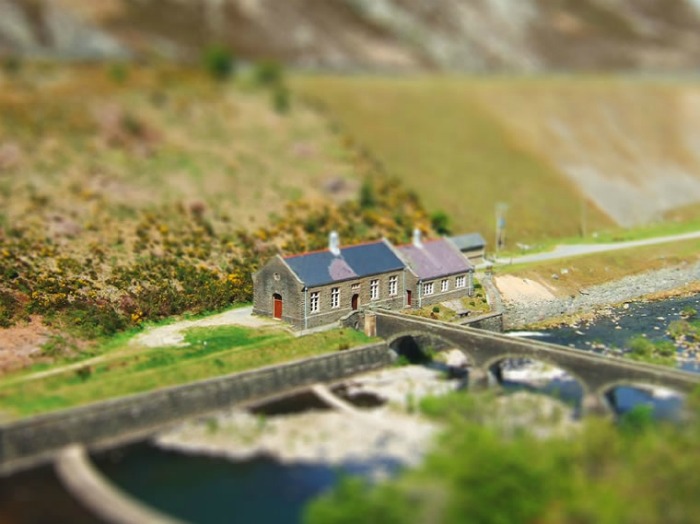 Tilt-shift image of a countryside building